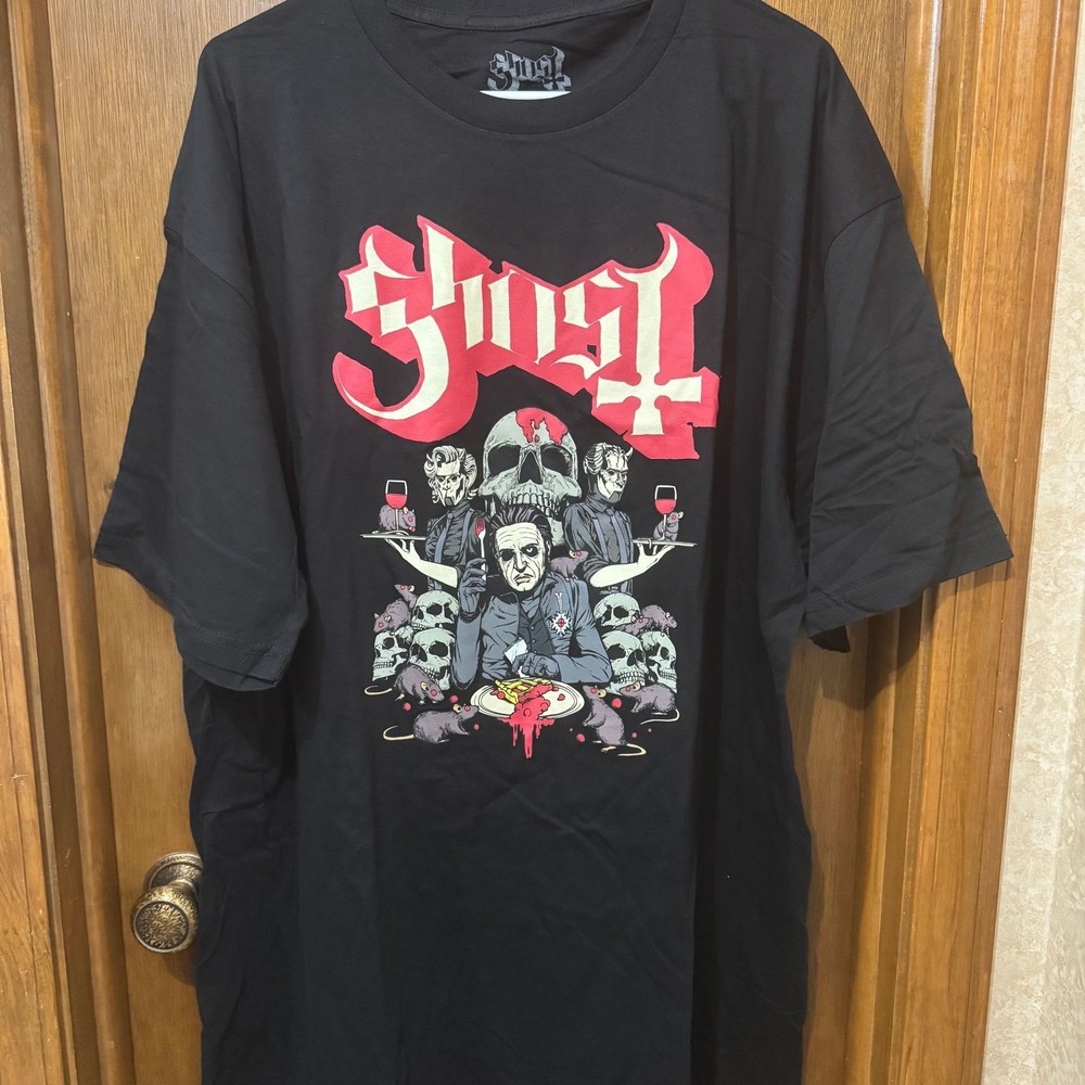 Ghost - Pie and Rats NWOT size 2XL